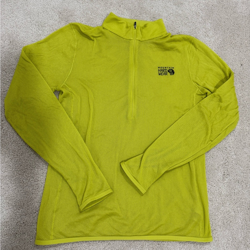Men’s medium Mountain Hardwear bright yellow Running/Hiking half zip pullover